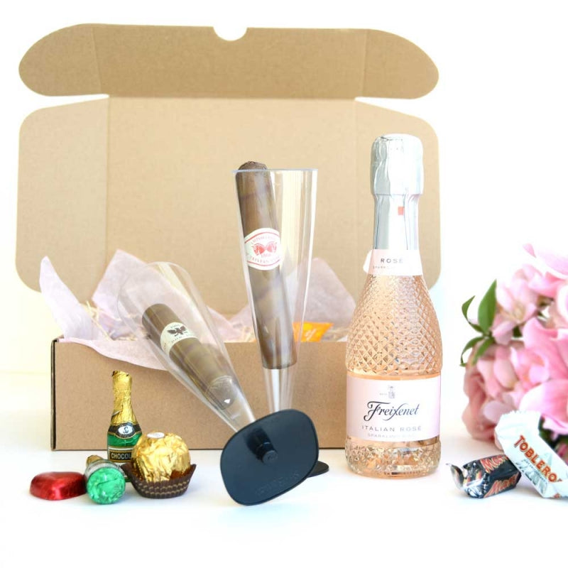 Cajas de brindis para celebrar rellenas de chocolatinas